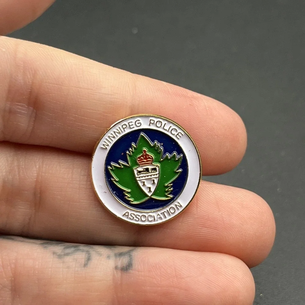Winnipeg Police‎ Association Canada Coat Of Arms Lapel Hat Pin